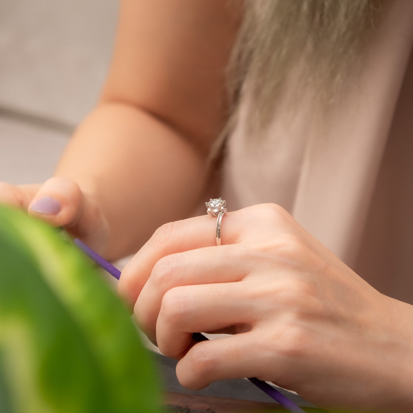 The Starburst – Round Brilliant Lab Diamond Ring with Star Crown in 925 Silver – TY-R-032 – Image 15