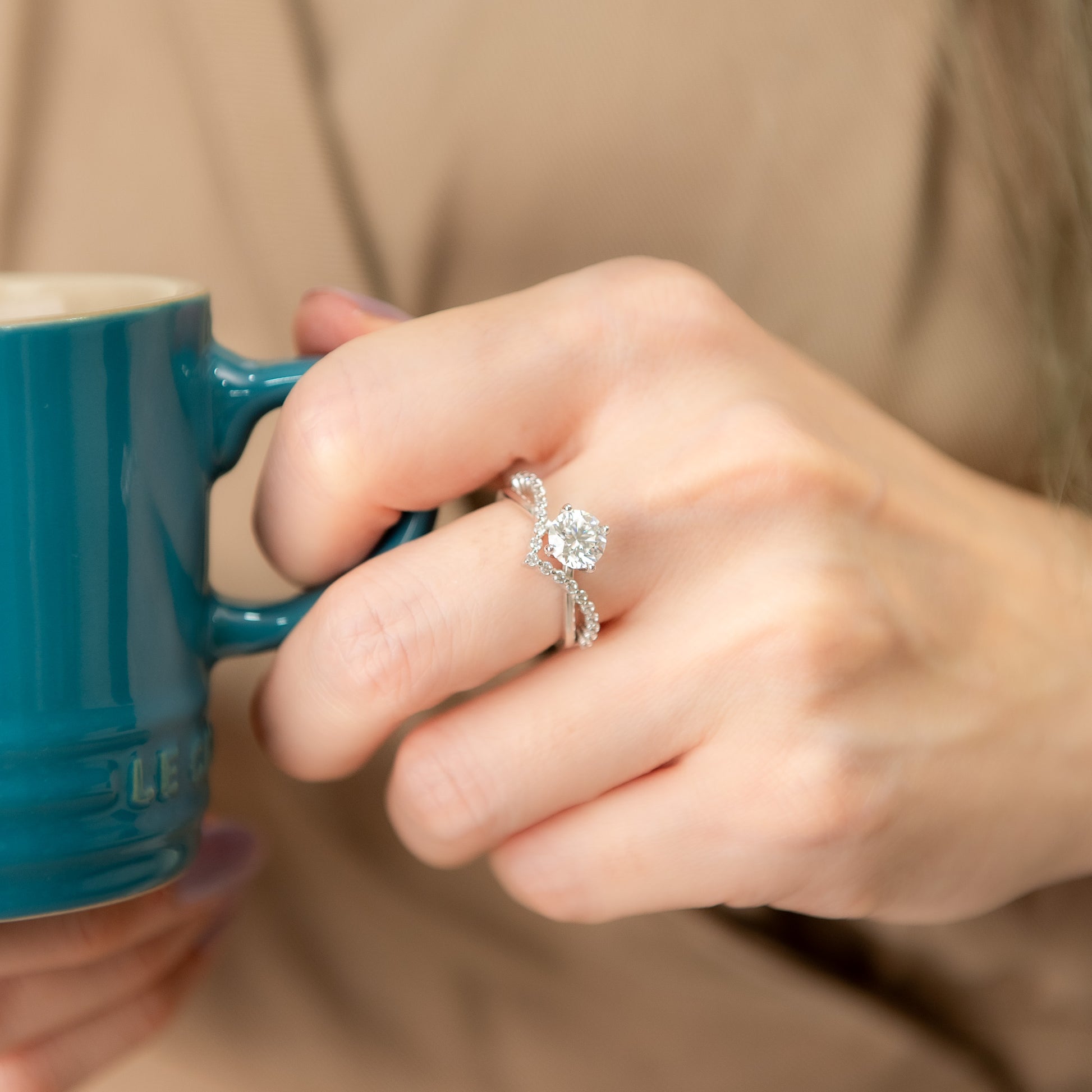 The Infinity – Round Brilliant Lab Diamond Ring with Infinity Twist Pavé Band in 925 Silver – TY-R-033 – Image 10