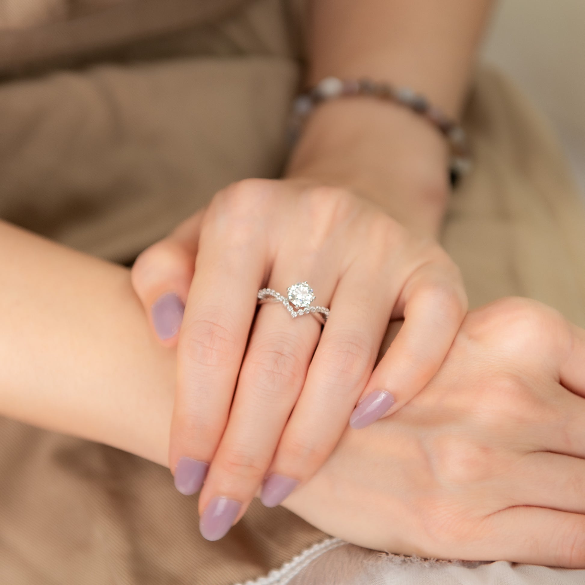 The Infinity – Round Brilliant Lab Diamond Ring with Infinity Twist Pavé Band in 925 Silver – TY-R-033 – Image 9