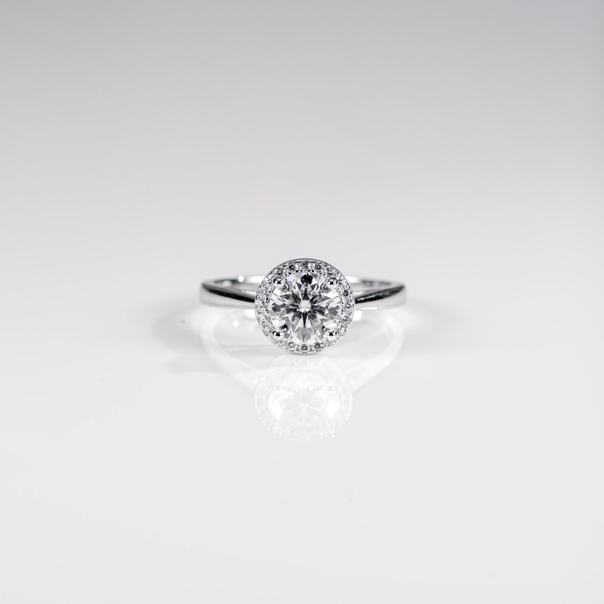 The Aurora – Round Brilliant Lab Diamond Halo Ring in 925 Silver – TY-R-035 – Image 3