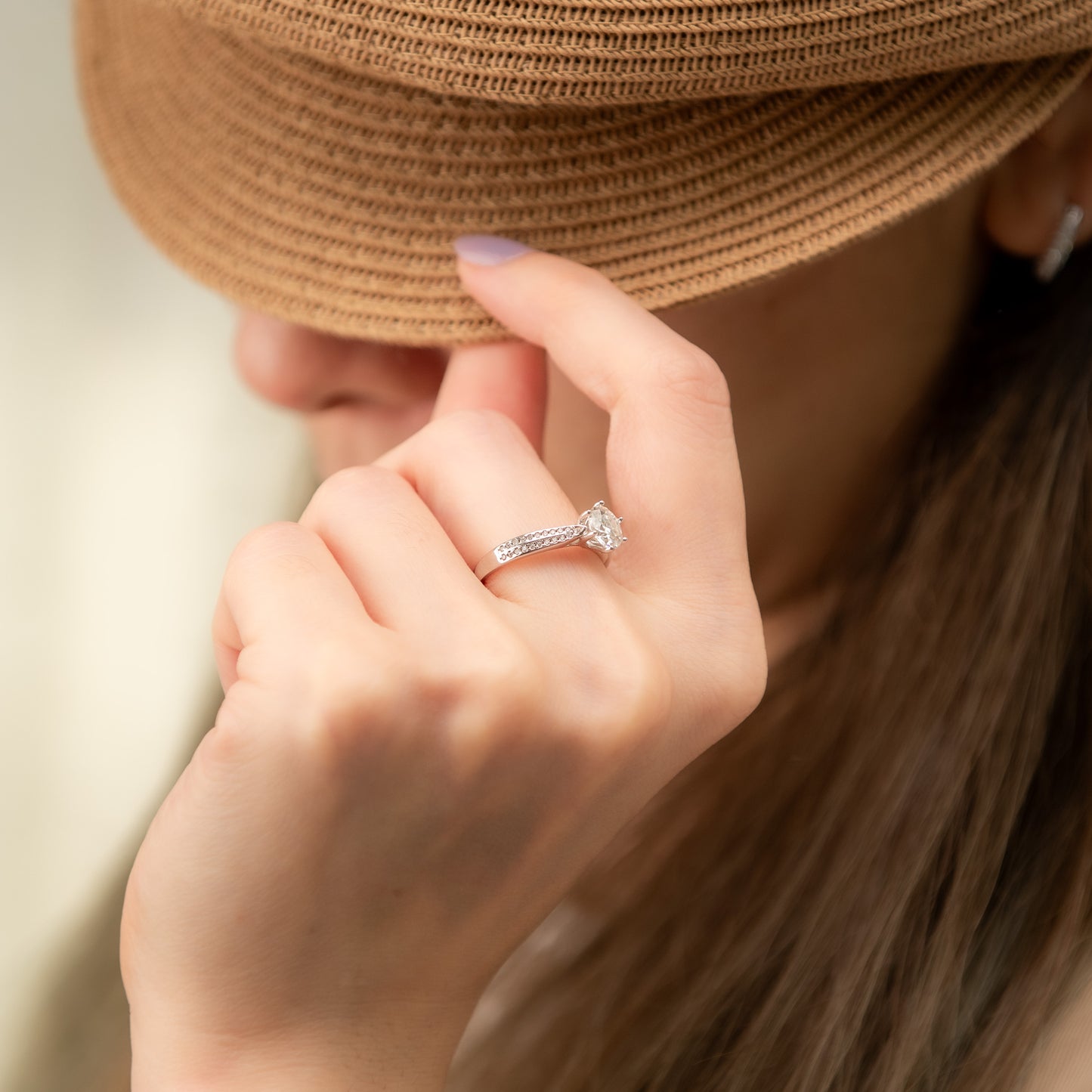 The Classic – Round Brilliant Lab Diamond Six-Prong Solitaire in 925 Silver – TY-R-039 – Image 6