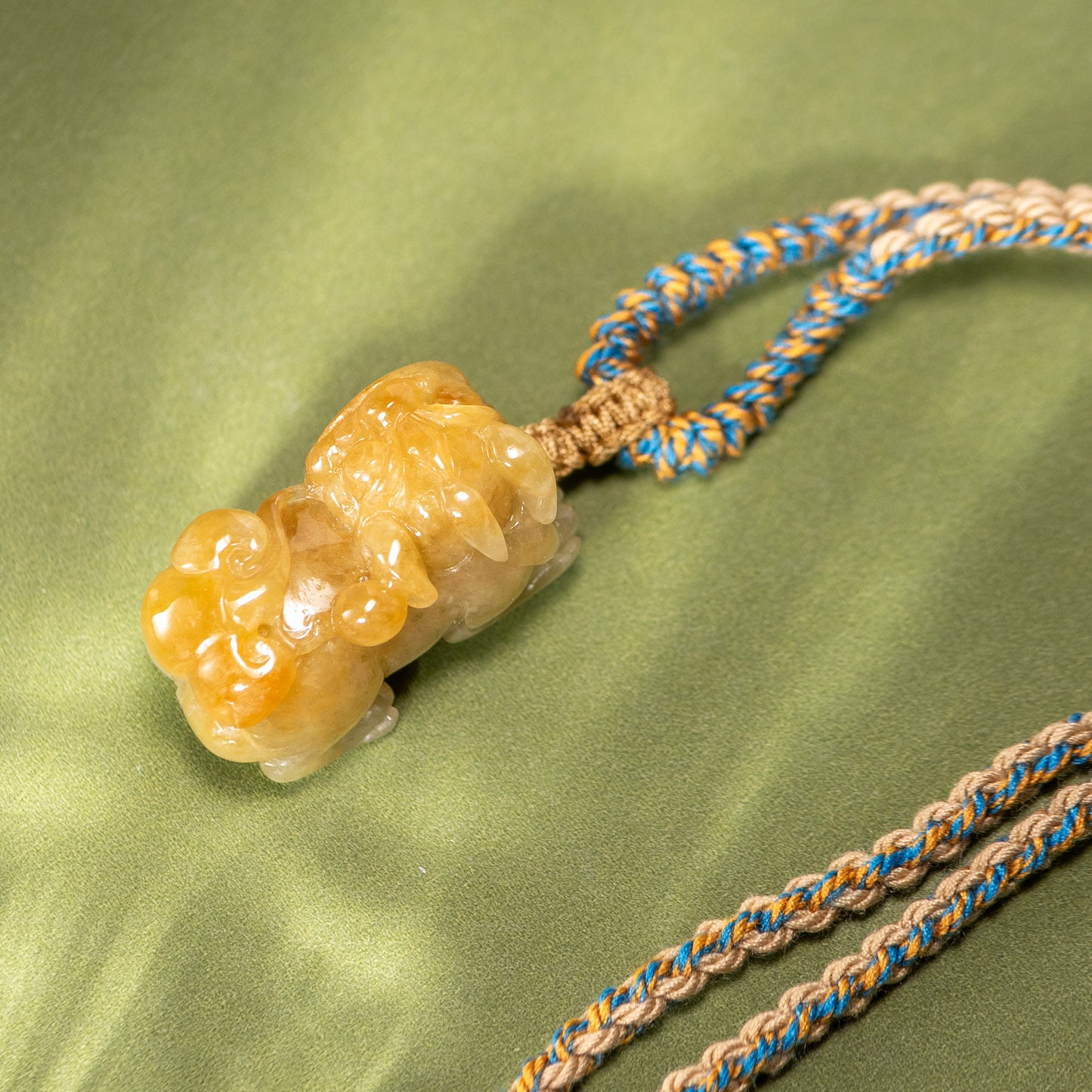 Pixiu · Pendant in Yellow Jade